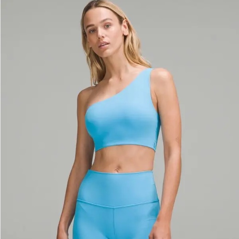 Lululemon Bend This Shoulder Sports Bra